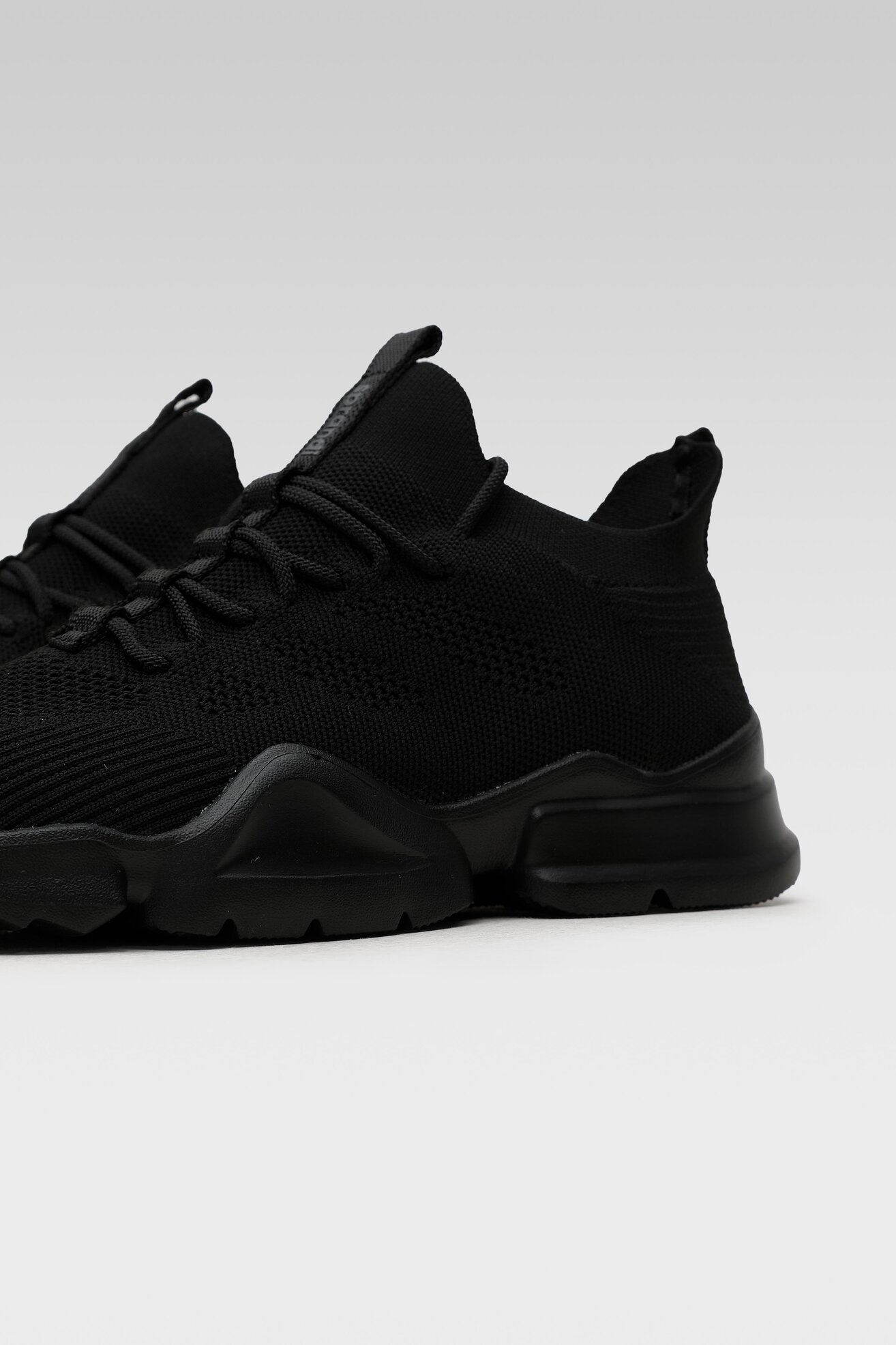 Obuwie sportowe Sprandi MP07-91211-05 Czarny