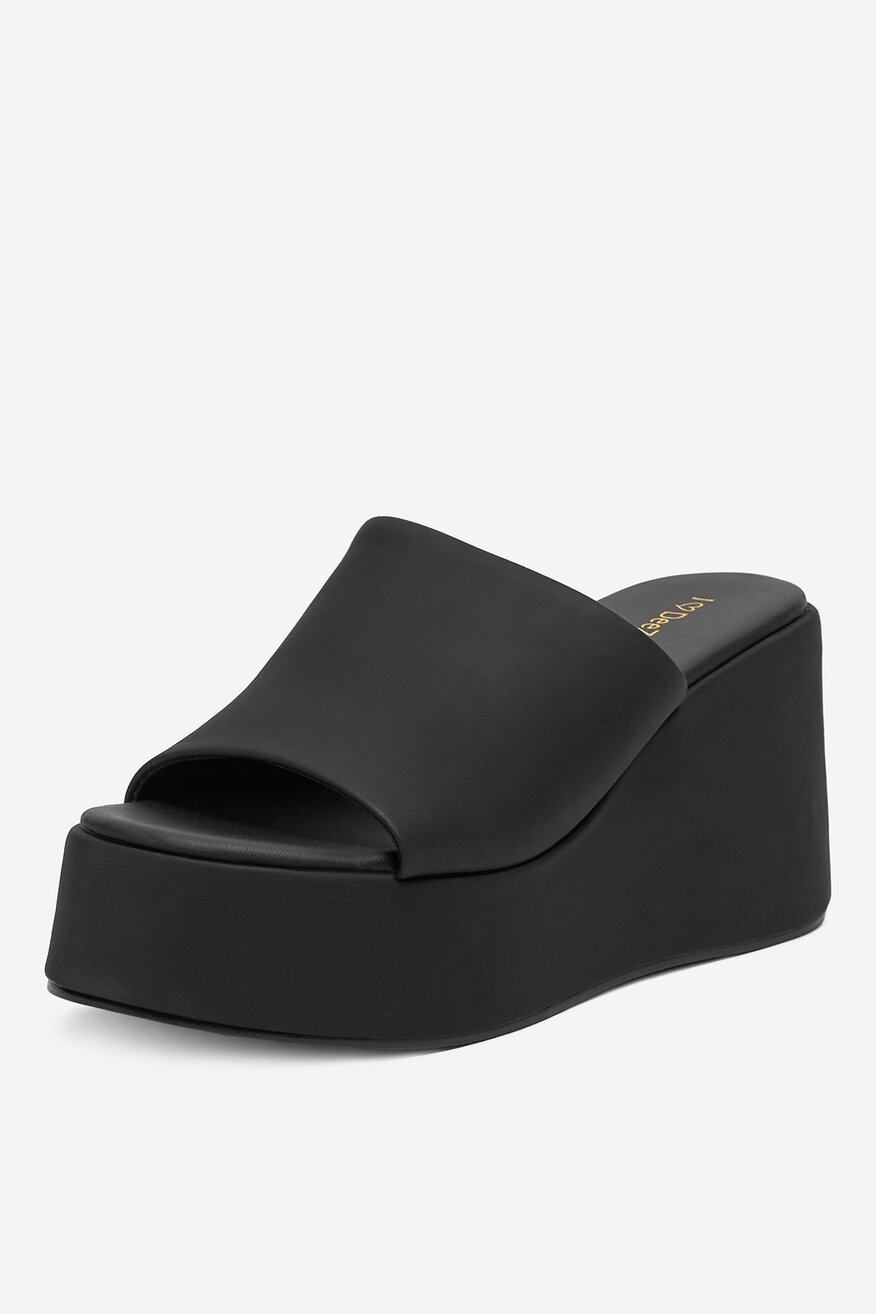 
                Flip-flop DeeZee FEKETE - 5906751070697