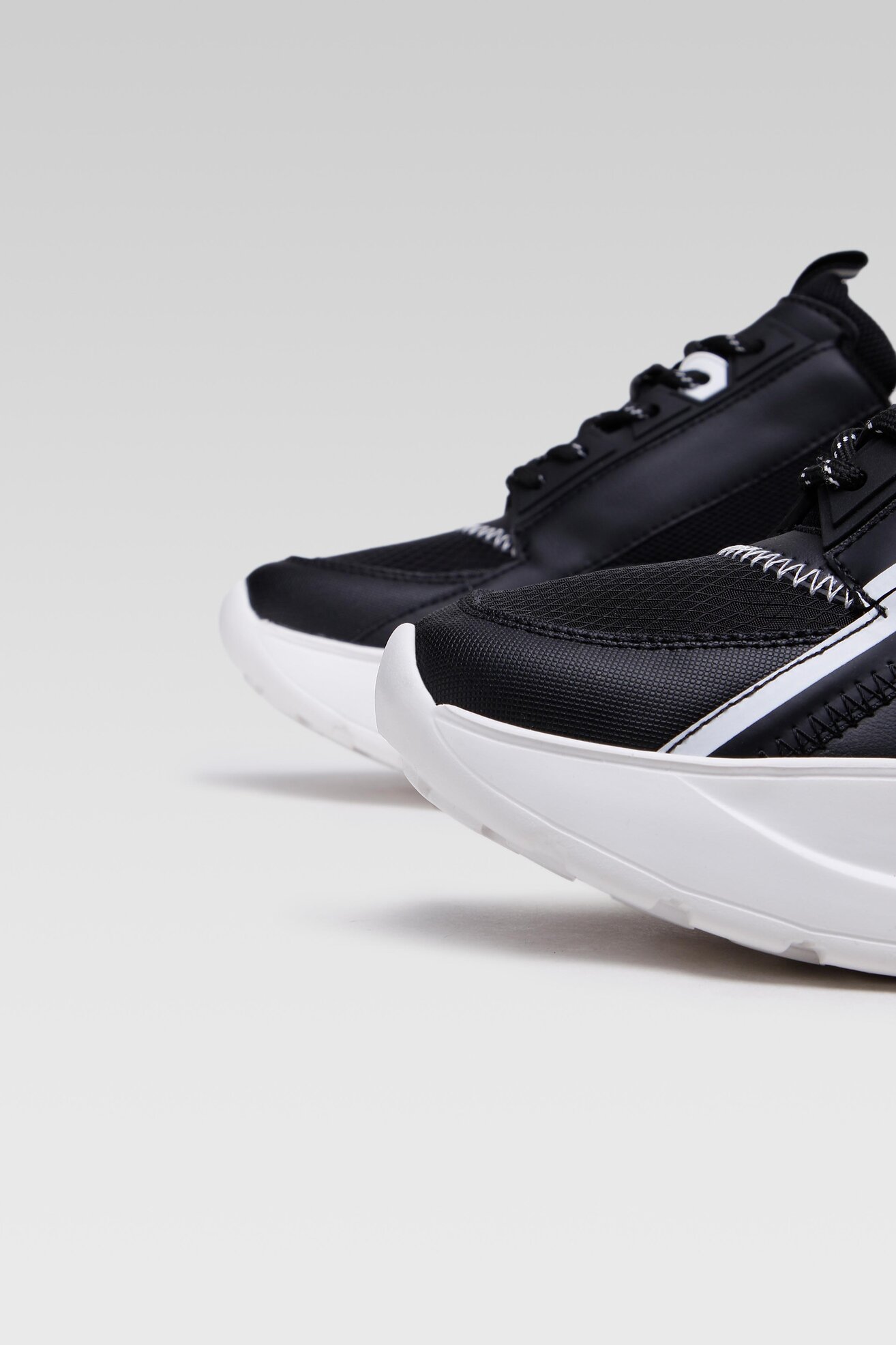 Sneakers Nylon Red WS8520-06 Czarny