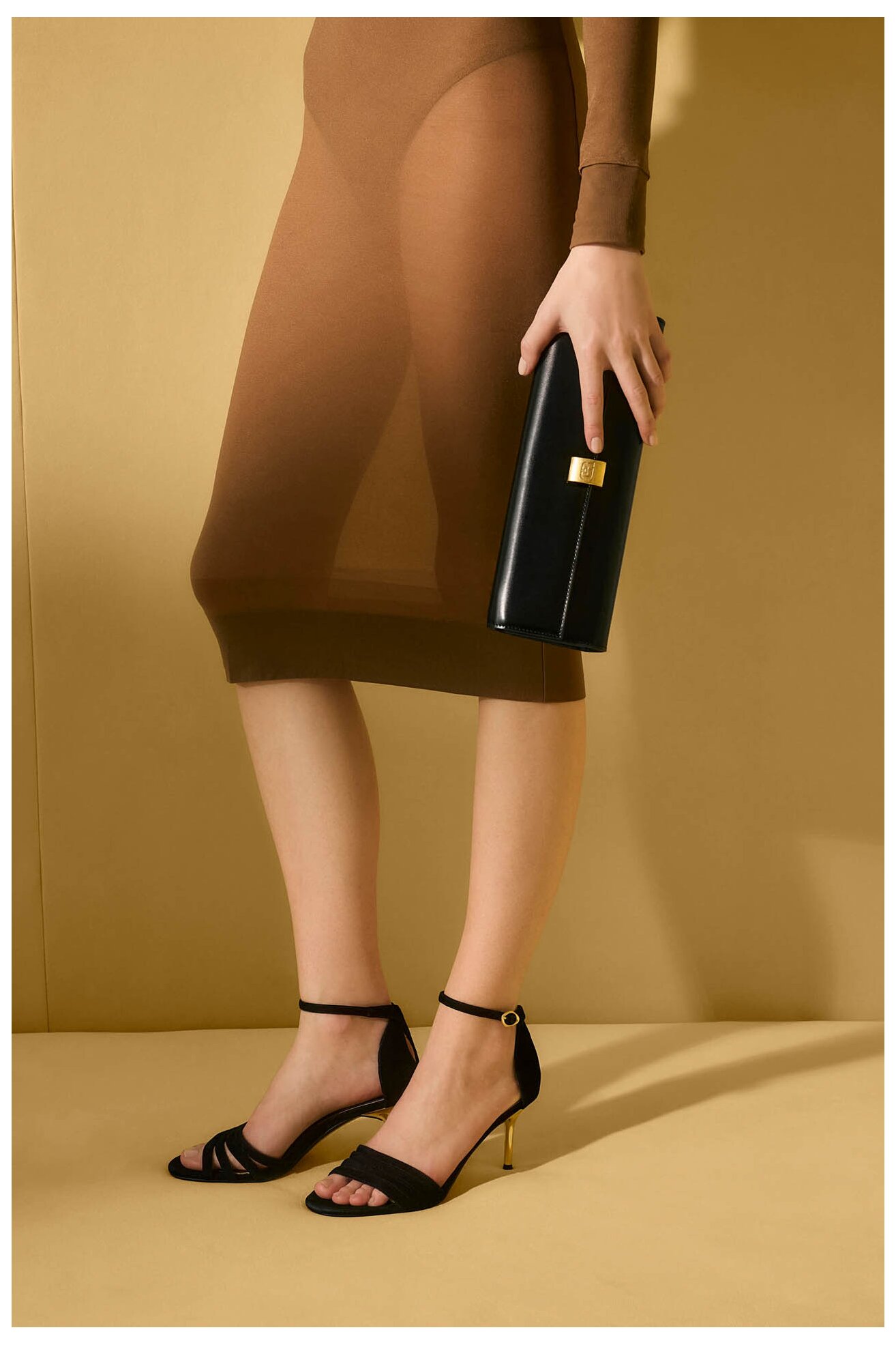 Сандали Gino Rossi NELLY-SLT1527-6 ЧЕРЕН