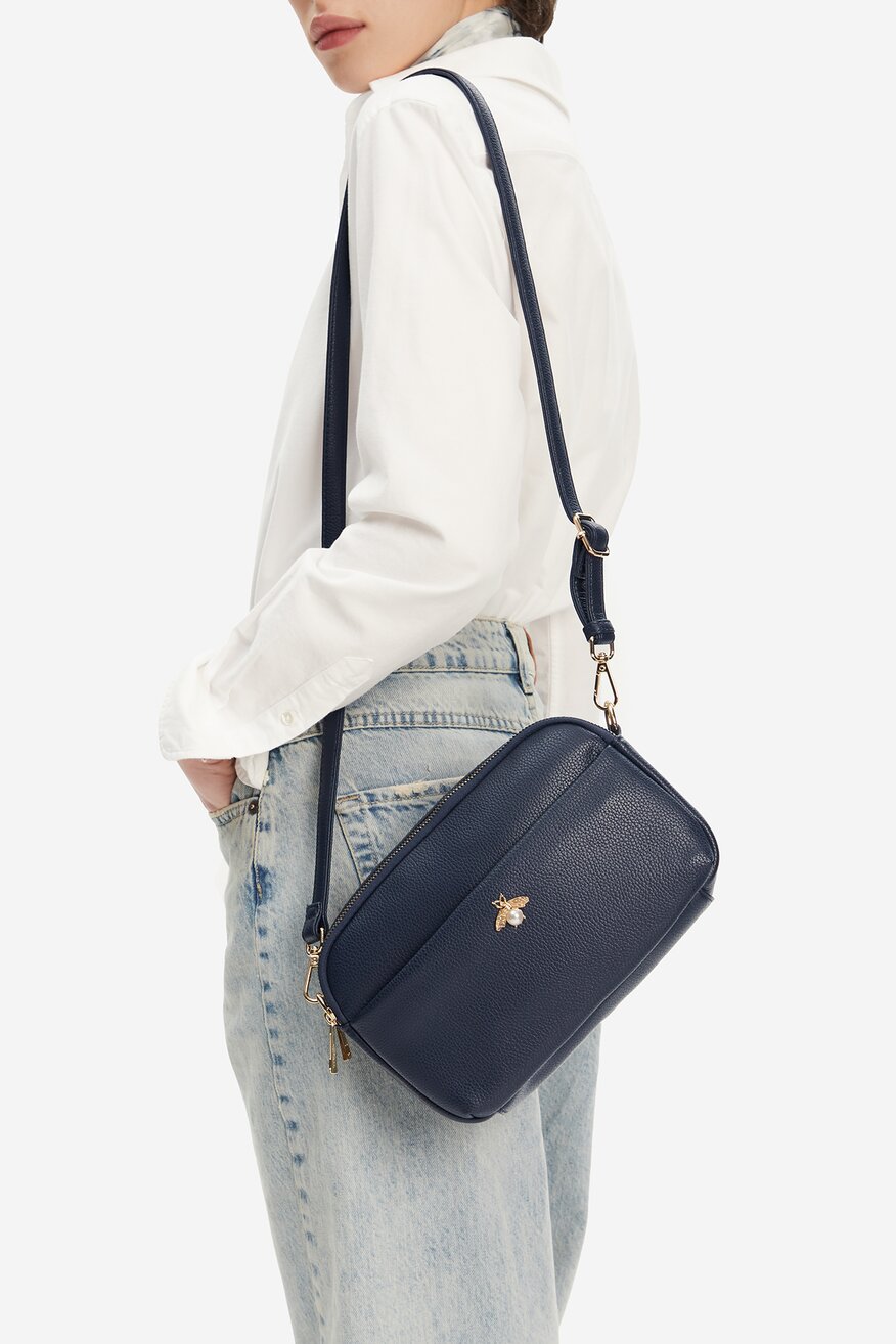 
                Дамска чанта Rieker КОБАЛТОВО СИНЬО - 2230078419567