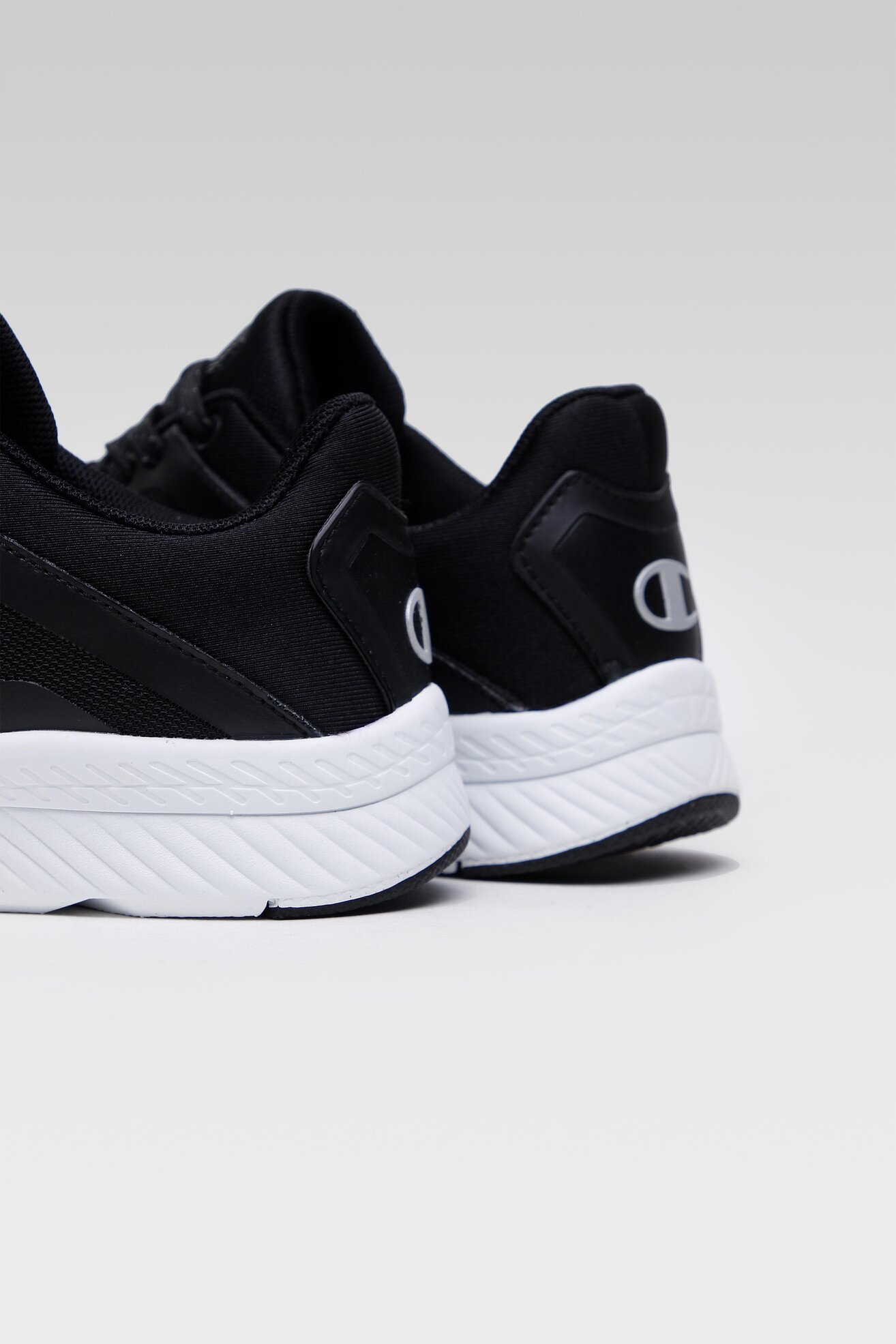 Obuwie sportowe Champion ORION S11218-KK002 Czarny