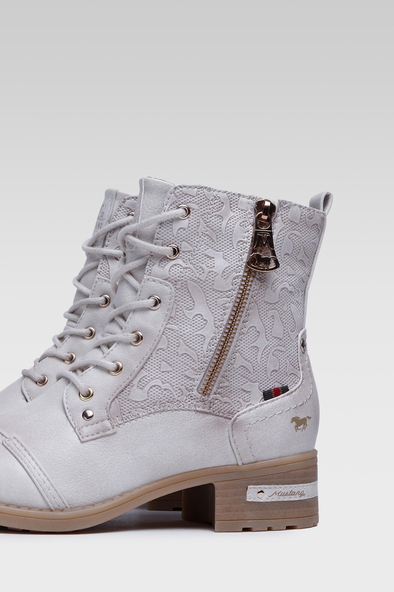 Trzewiki Mustang 1229-508 Biały