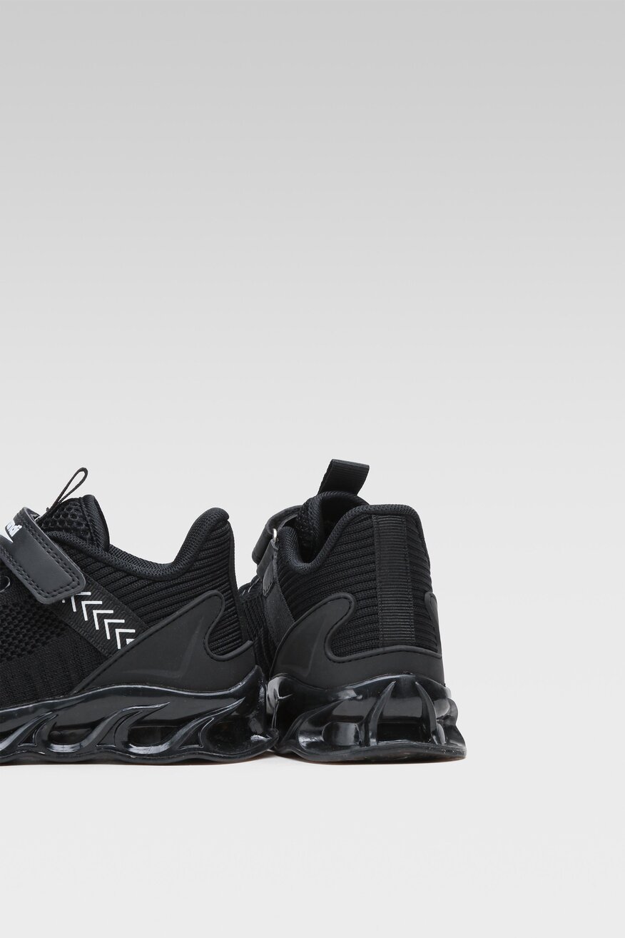 
                Sprandi - Obuwie sportowe czarne - 5904862495583