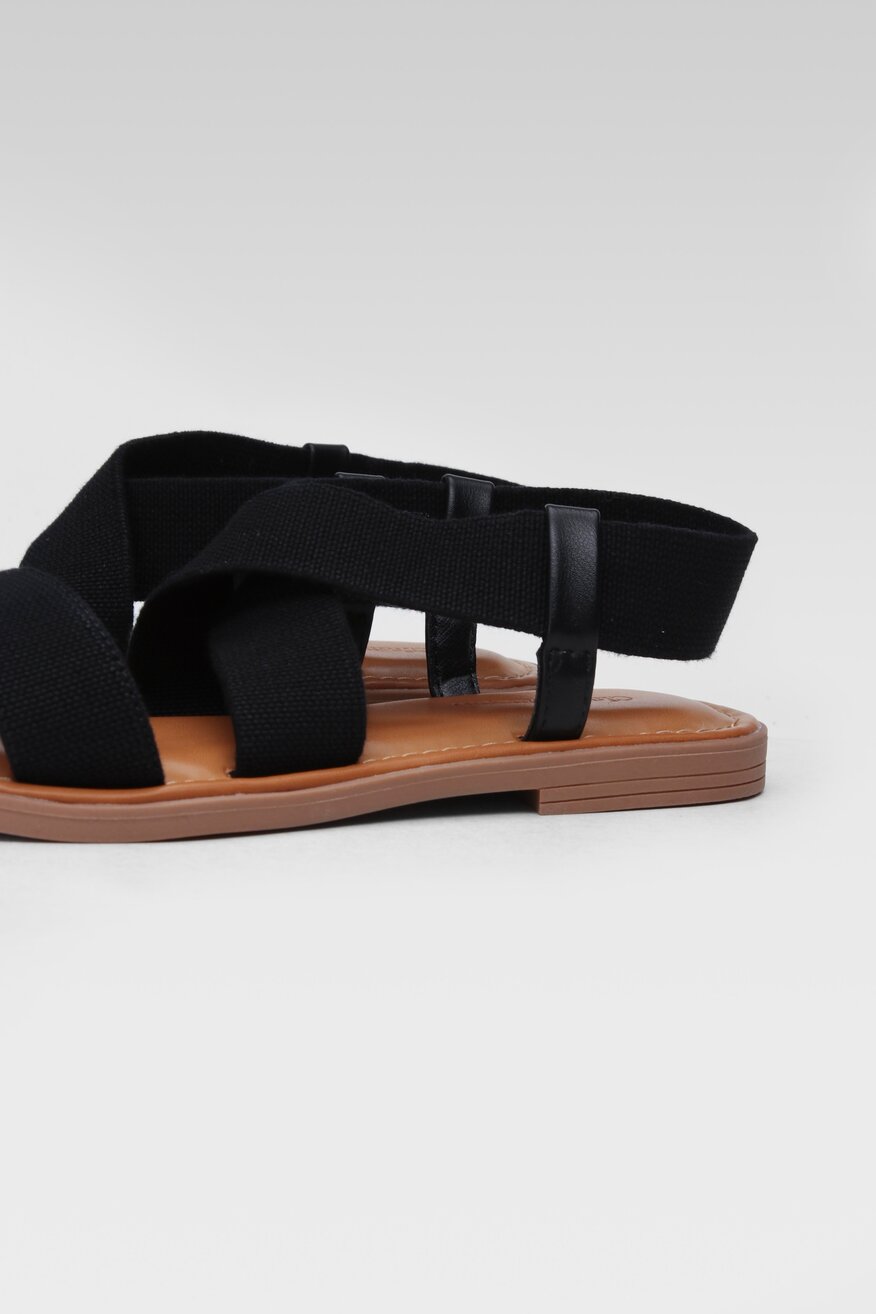 
                Clara Barson - Sandały czarne - 5904862790862