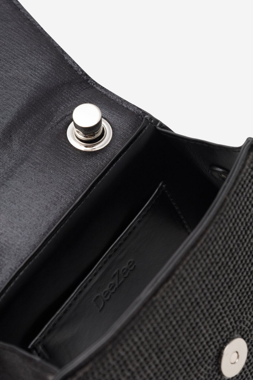 
                Kézitáska DeeZee FEKETE - 5905588056935