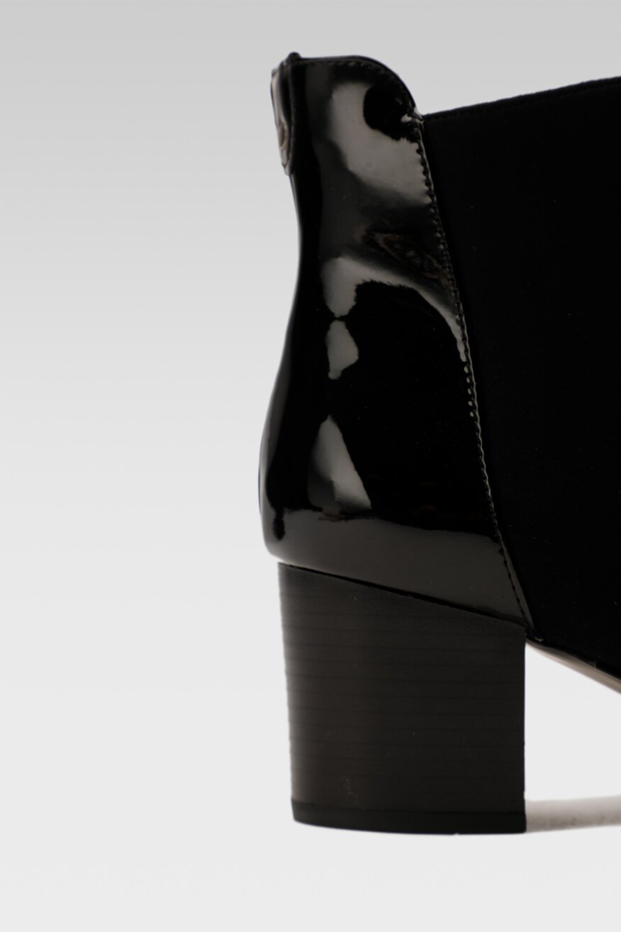 
                Jenny Fairy - Botki na słupku - 5904862185675