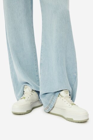 Кросівки спортивні Reebok REE VAMP AR30240WCK КРЕМОВИЙ