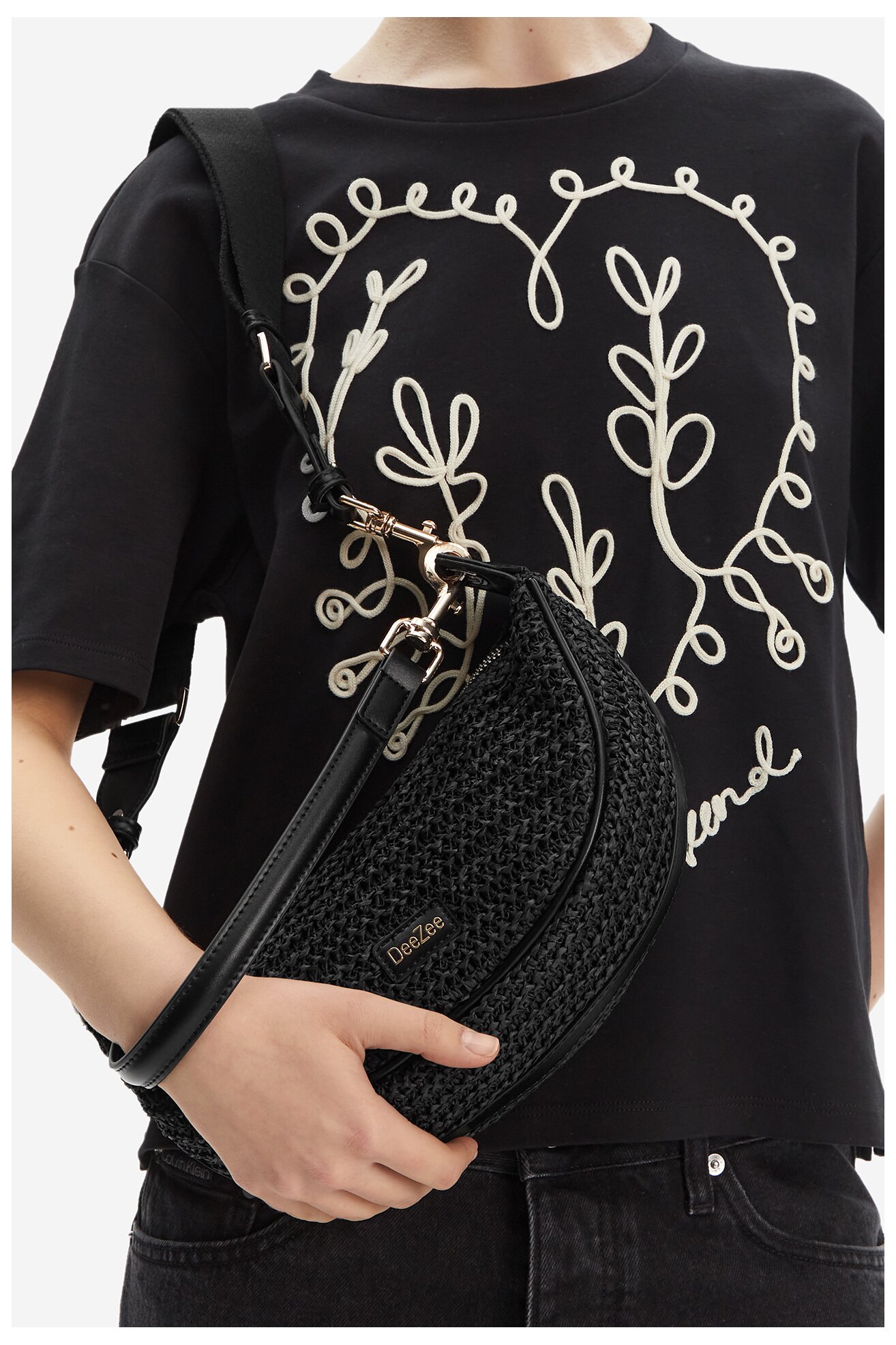 Дамска чанта DeeZee DZE-L-006-07 ЧЕРЕН