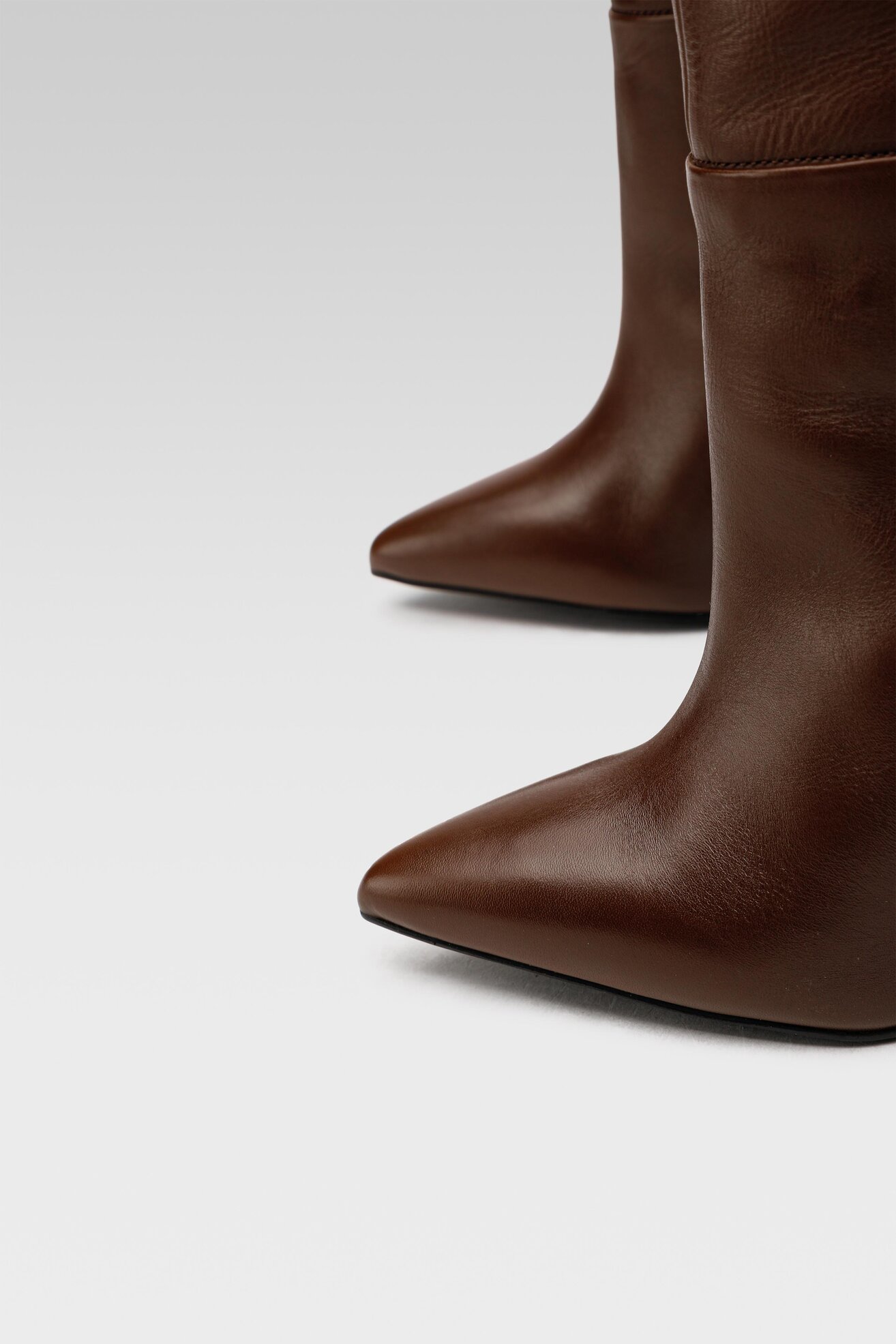 Csizma Gino Rossi 105922 BARNA