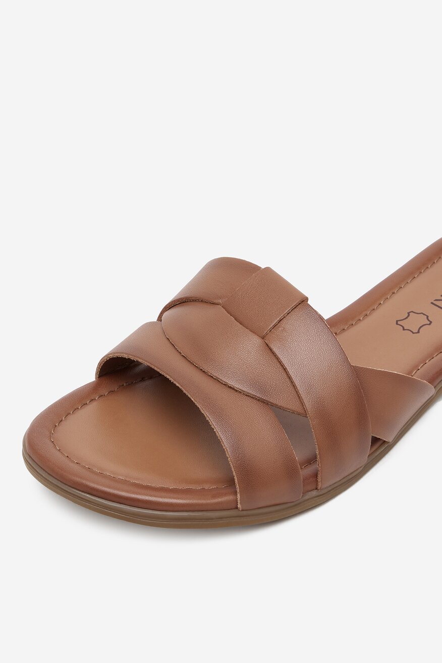 
                Lasocki - Klapki skórzane - 5906751942031