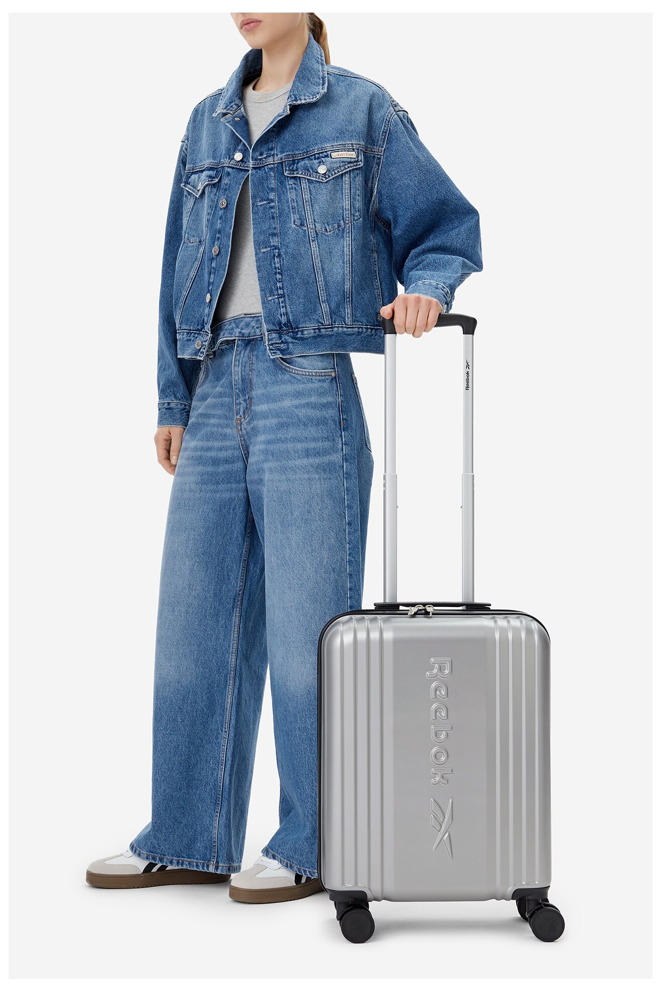 Bőrönd Reebok CEOWB-RBK-WAL-003-07-CCC-S EZÜST