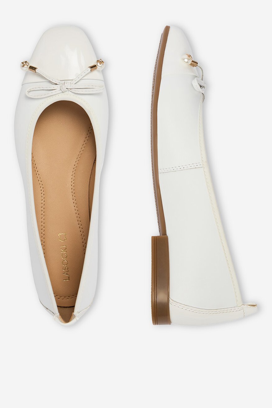 
                Балетки Lasocki БІЛИЙ - 5906751673034