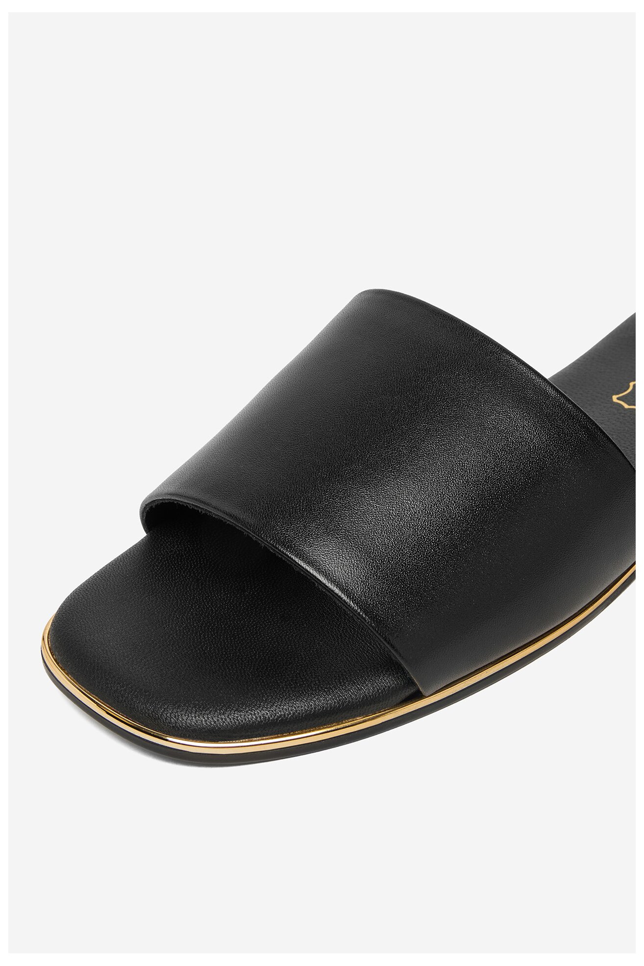 Шльопанець Lasocki CEO-RST-HOSTA-01 ЧОРНИЙ