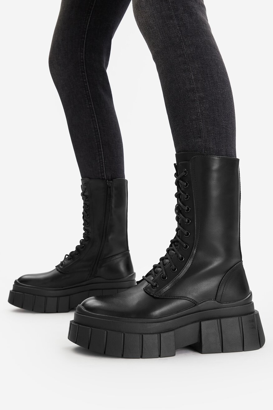 
                Csizma DeeZee FEKETE - 5906751313329