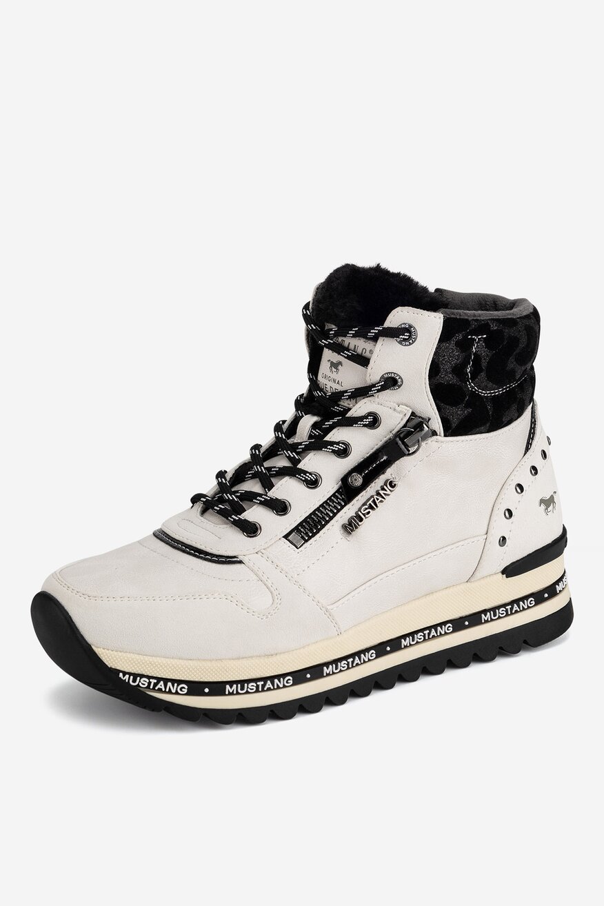 
                Боти Mustang БЯЛ - 5905588862802