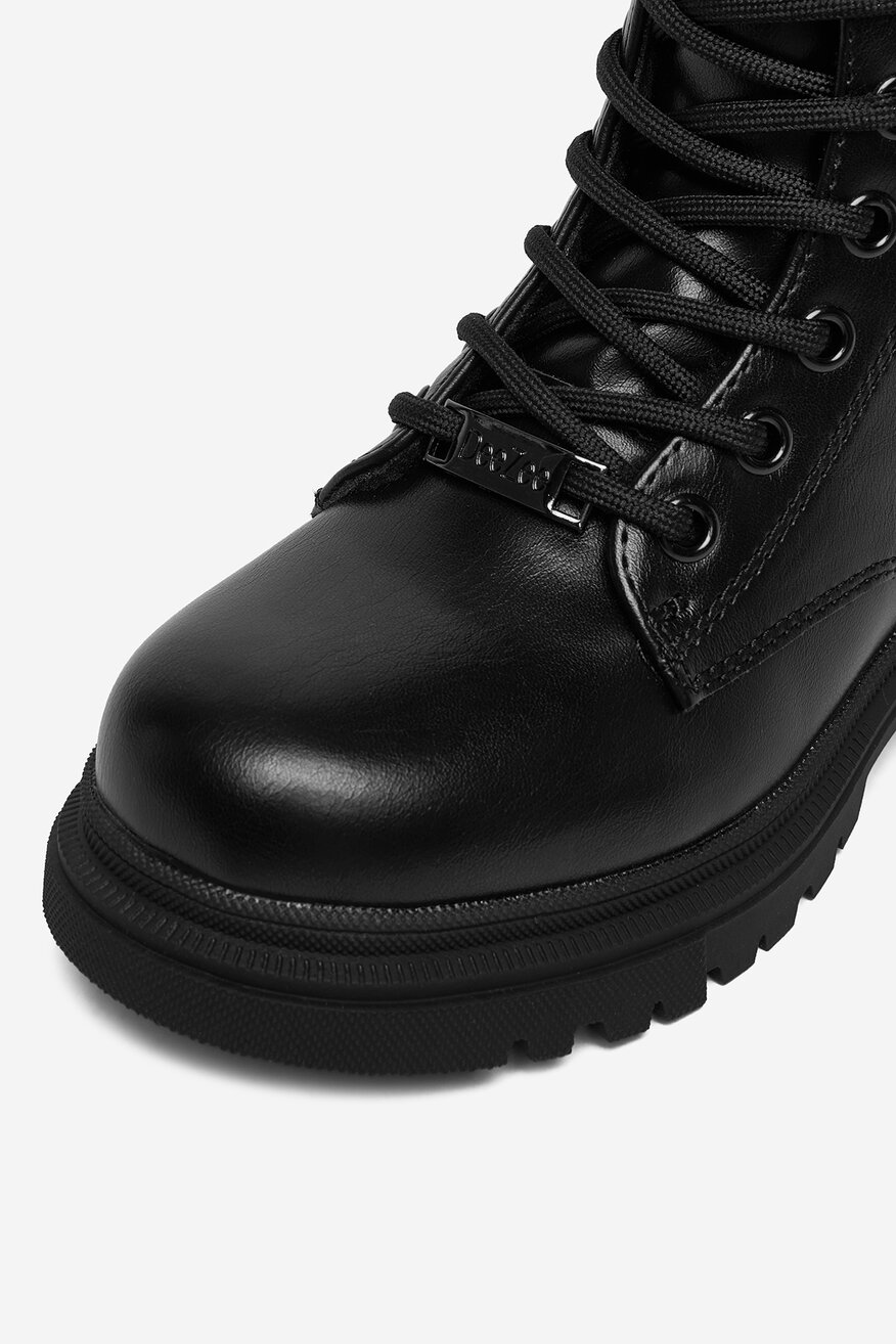 
                Cizme DeeZee NEGRU - 5906751242865