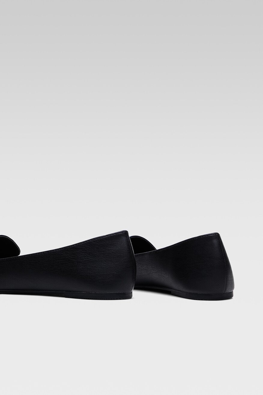 
                Bassano - Baleriny w szpic czarne - 5903698916736