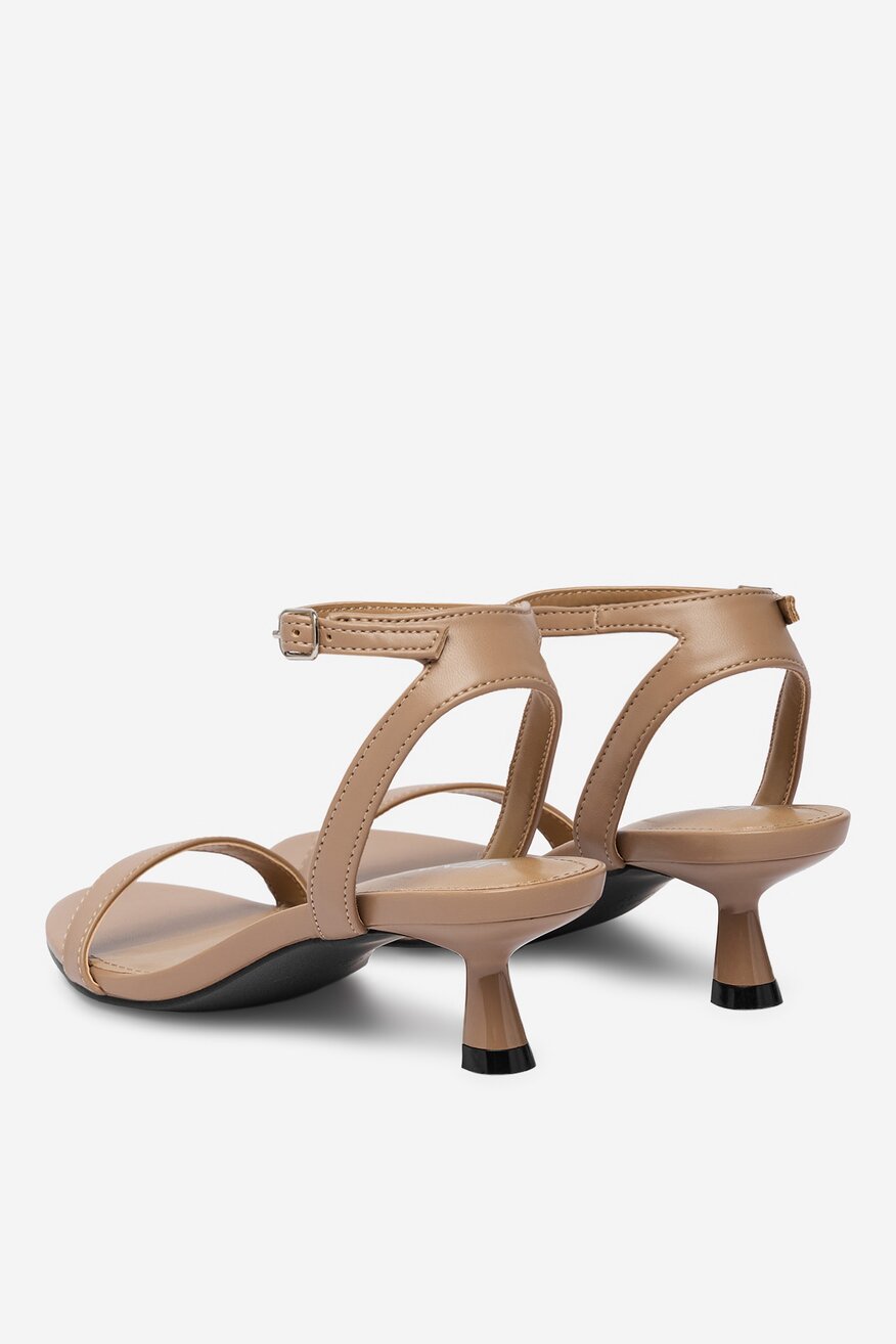 
                Сандалі Jenny БЕЖЕВИЙ - 5906751669860