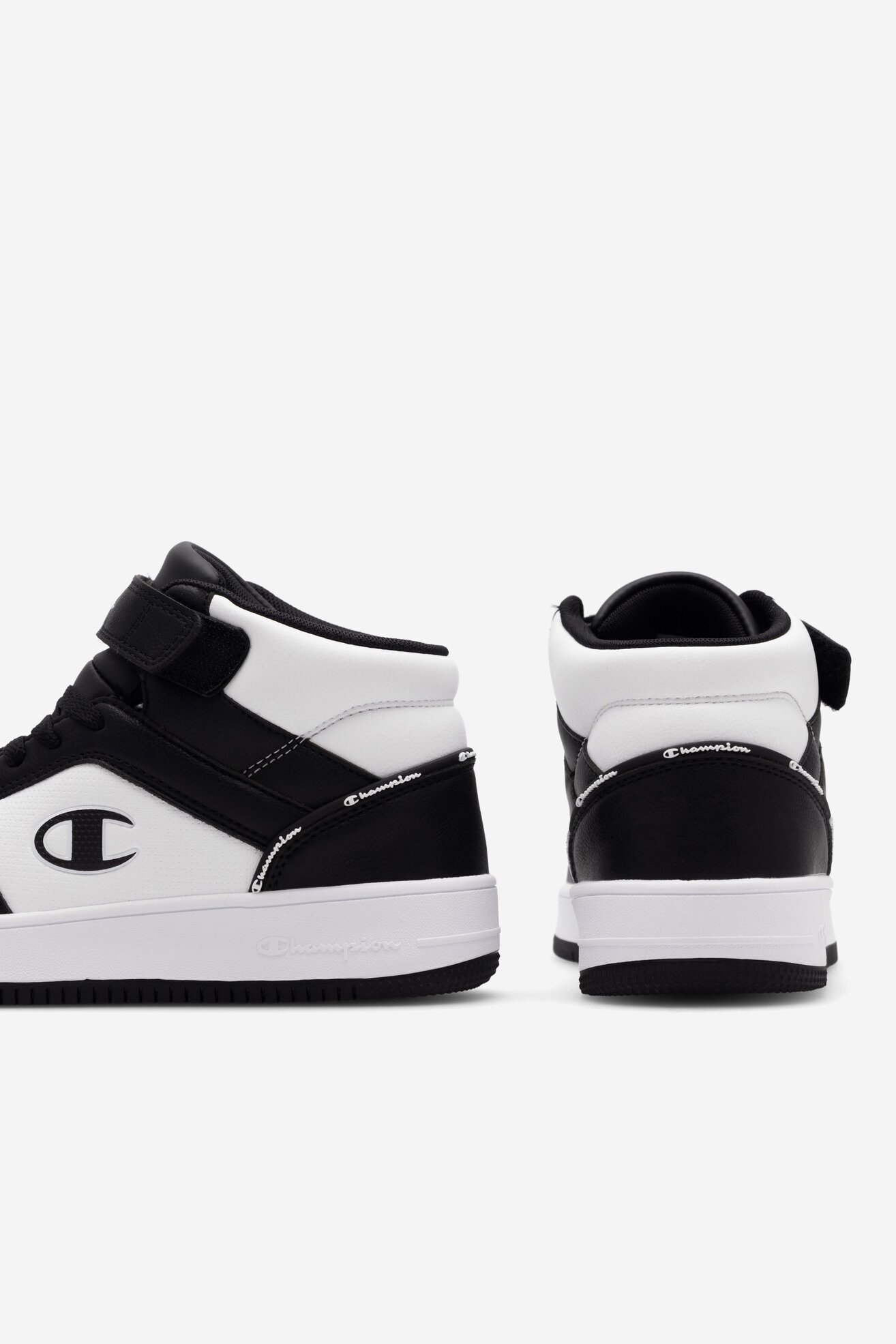 Încălțăminte sport Champion REBOUND 2.0 MID B GS S32413-WW006. NEGRU