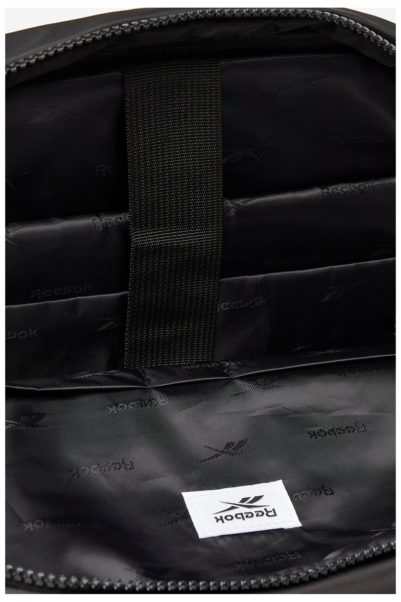 Hátizsák Reebok C-RBK-030-CCC-05 FEKETE