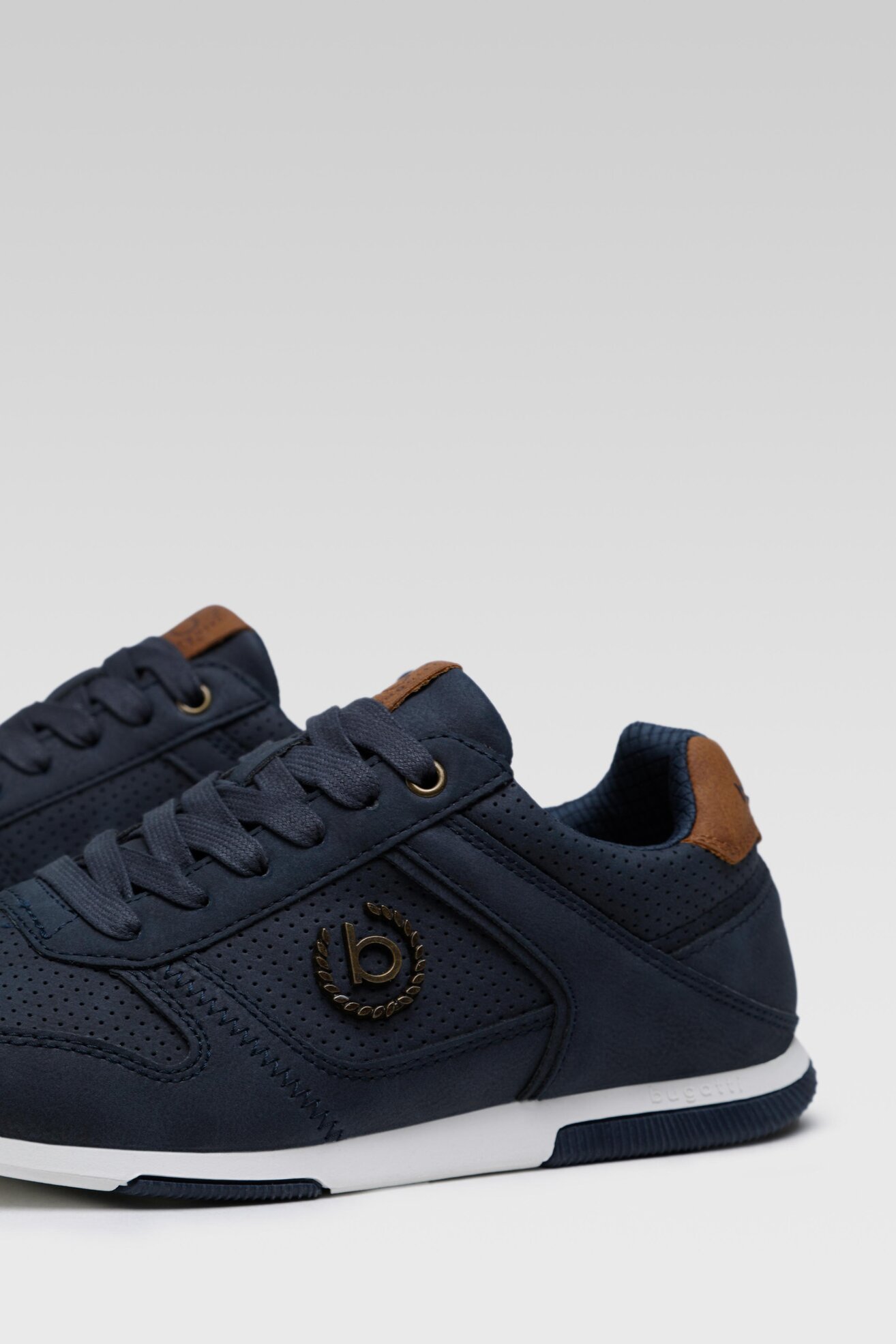 Sneakers Bugatti 321-73201-5000-4100 Granatowy