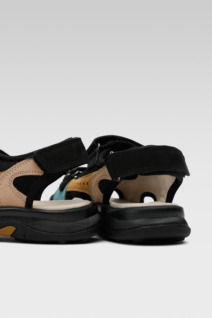 
                Lasocki Young - Sandały skórzane na rzepy - 5904248665456