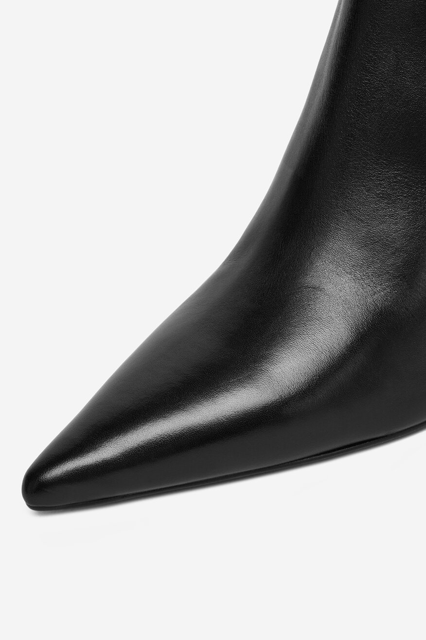 
                Bokacsizma Gino Rossi FEKETE - 5906751299517