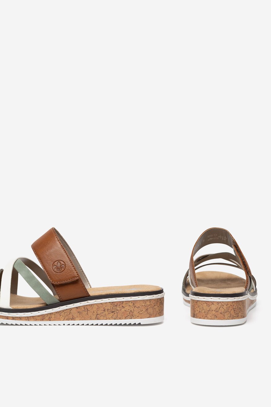 
                Rieker - Klapki na koturnie - 2230056172446