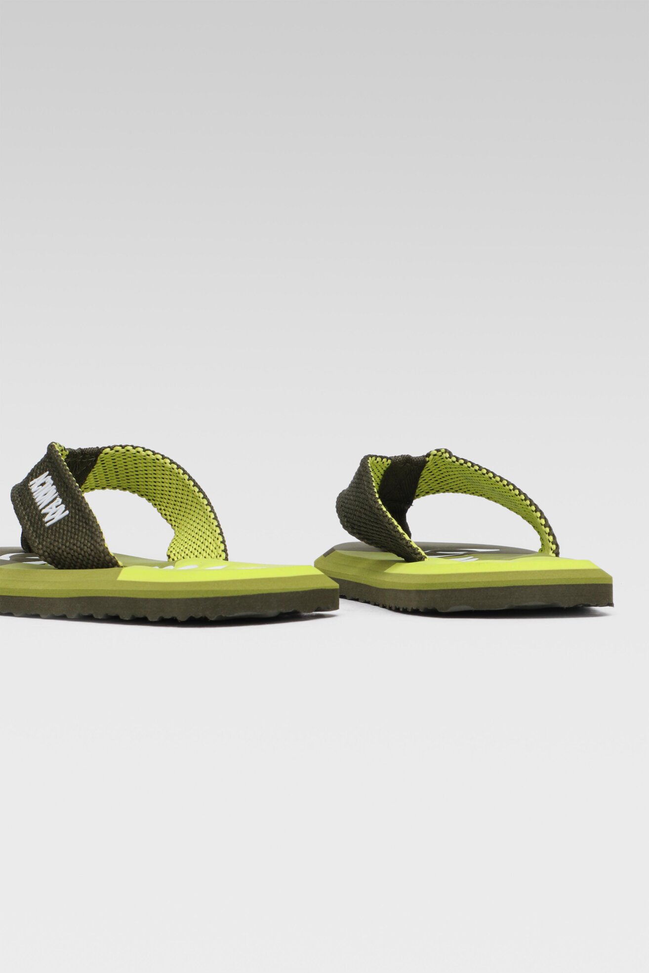 Klapki basenowe Action Boy 808084B Khaki