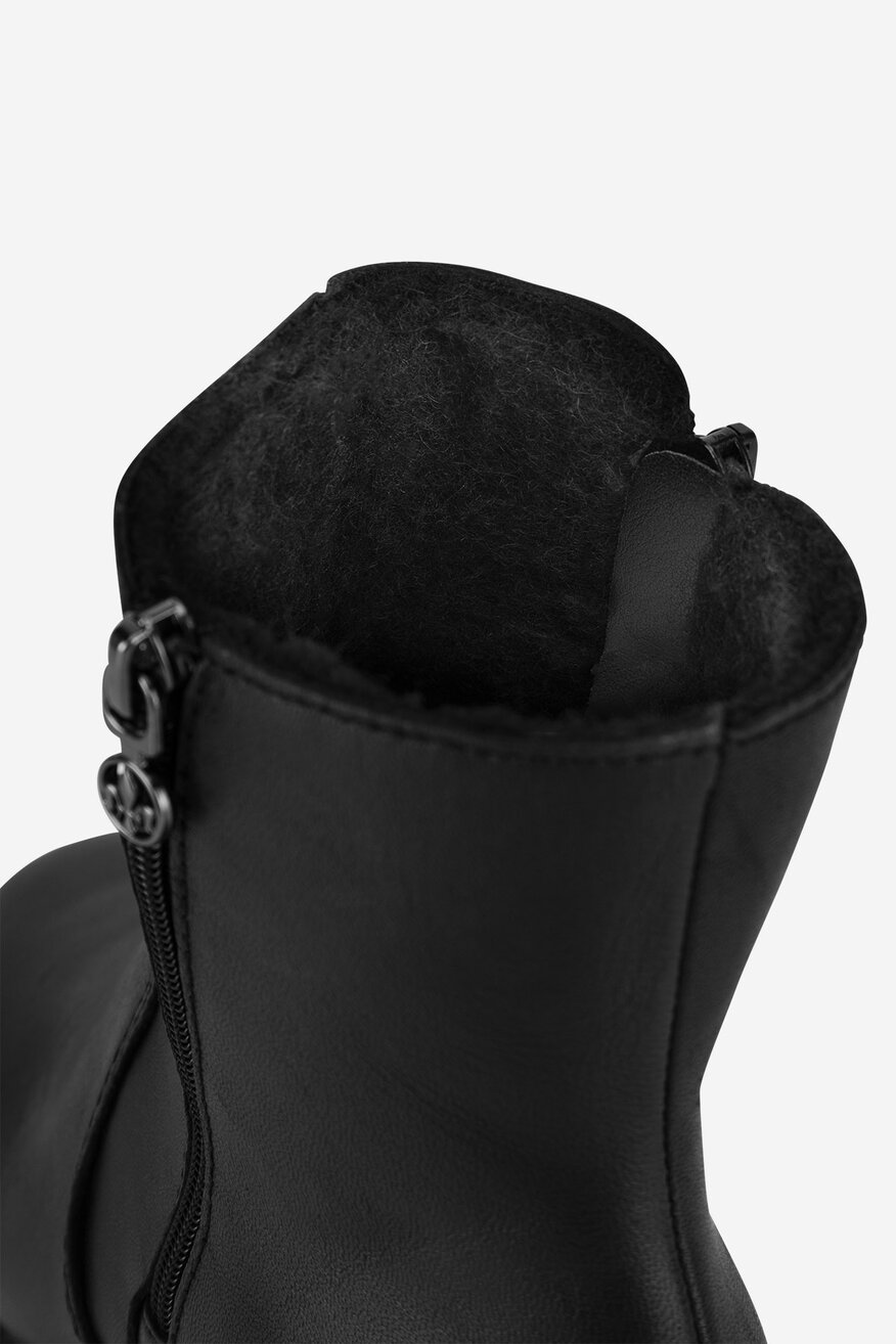 
                Bokacsizma Rieker FEKETE - 2230068925689