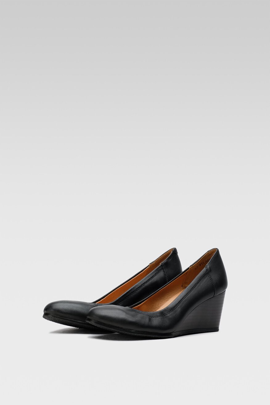 
                Lasocki - Czółenka skórzane na koturnie - 5904862249957