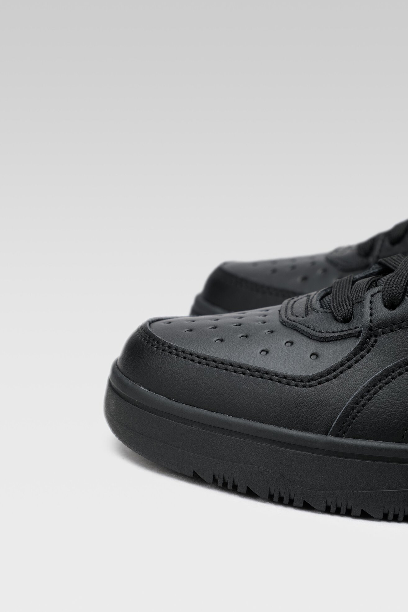 Obuwie sportowe Puma REBOUND RUGGED 38759201 Czarny