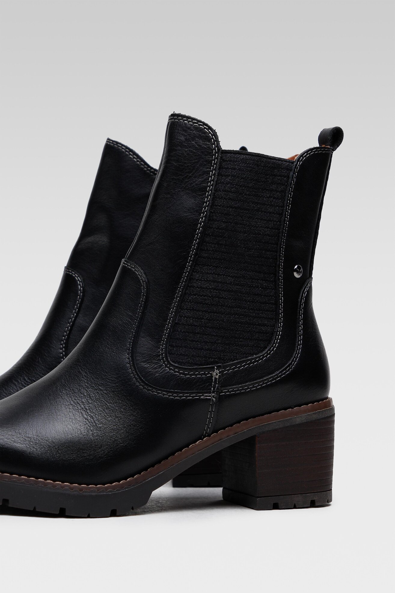Botki Pikolinos W7H-8948 Czarny