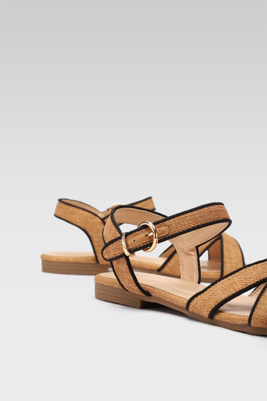 
                Jenny Fairy - Sandały beżowe ze sprzączką - 5903698680736