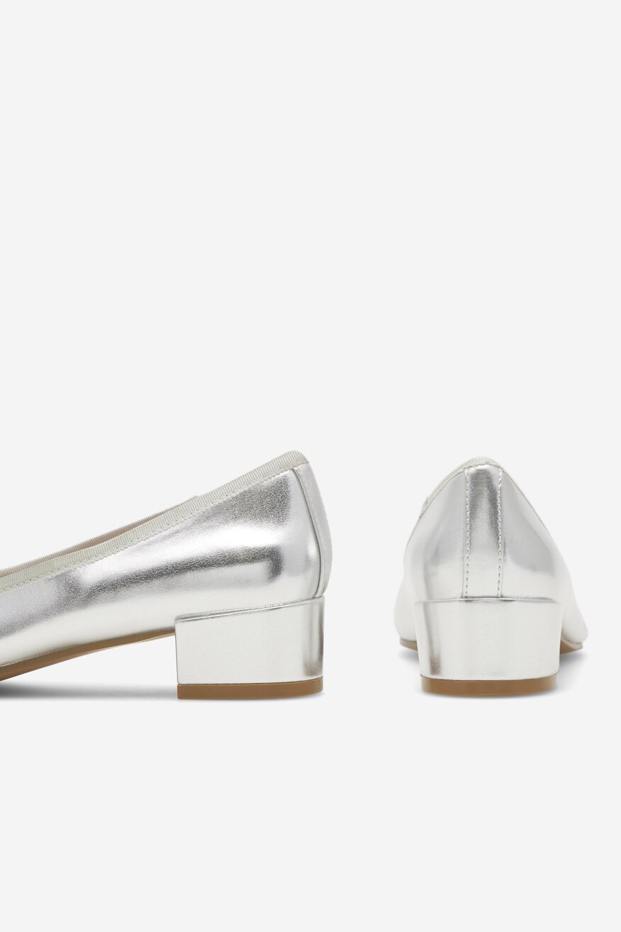 
                Jenny Fairy - Czółenka na słupku - 5905588372196