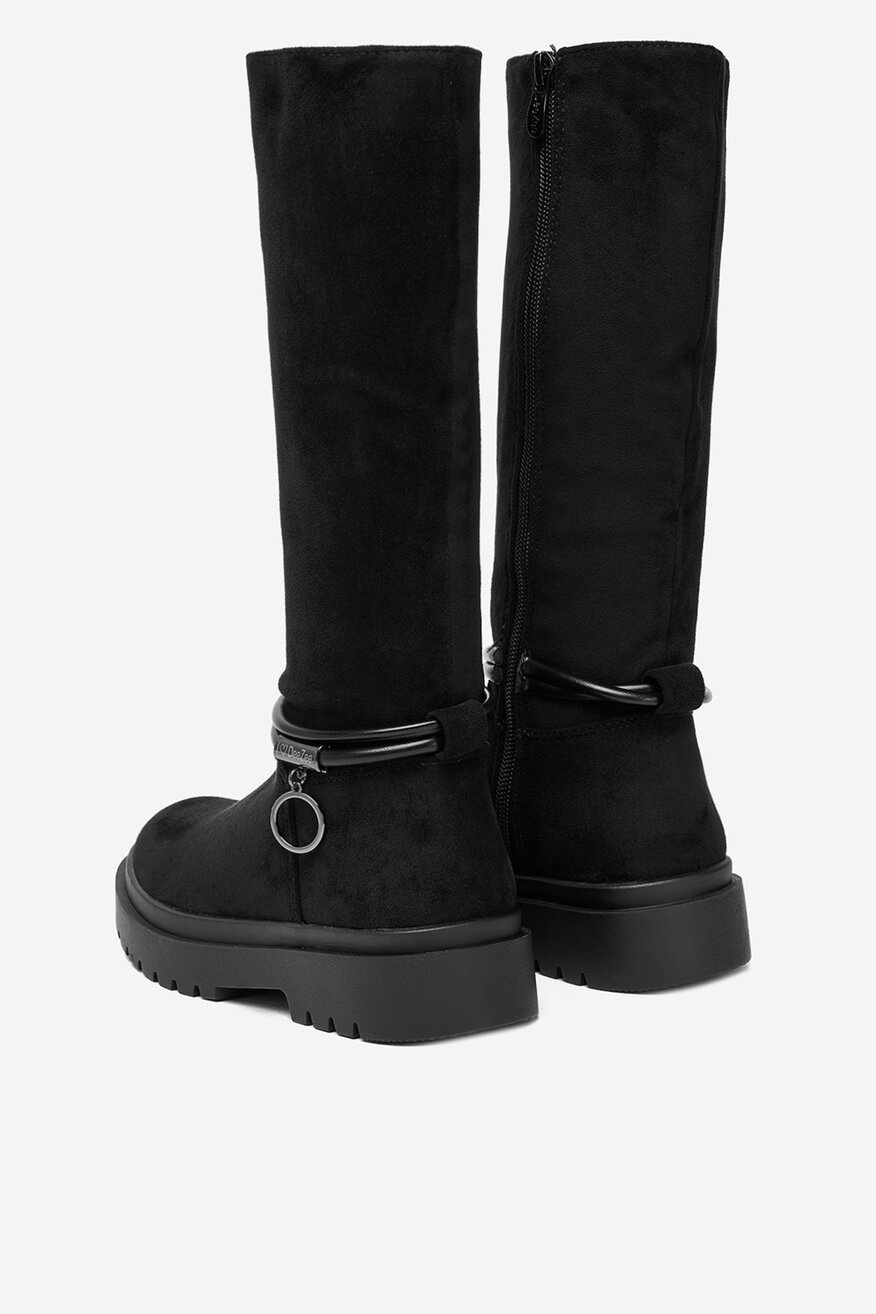 
                Ботуши DeeZee ЧЕРЕН - 5906751331385