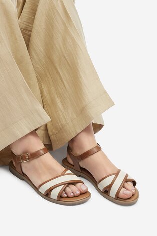 Сандалі Lasocki WI16-FOXI-77 ВЕРБЛЮЖИЙ