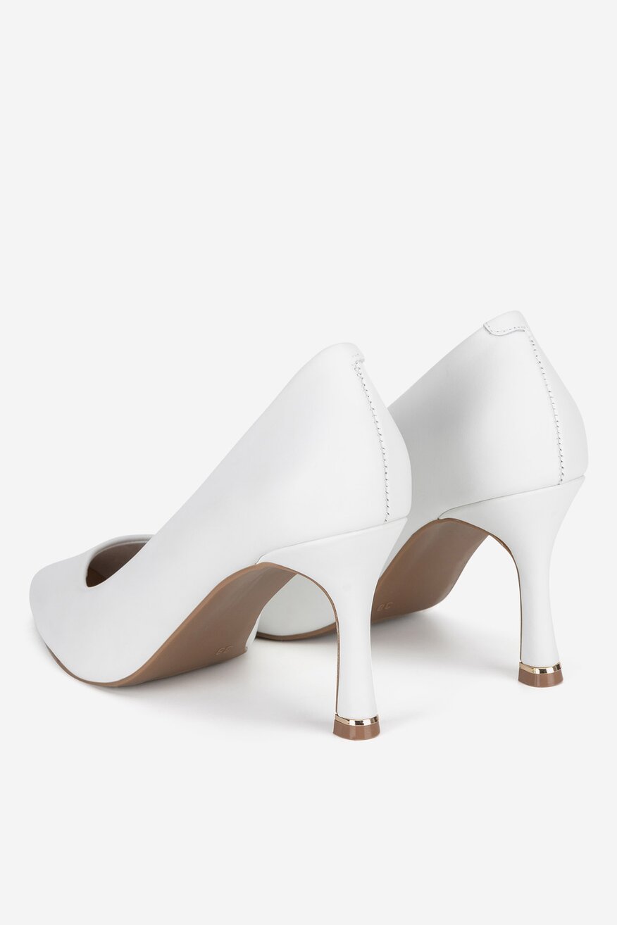 
                Cipele na štiklu Lasocki BELA - 5903698023298