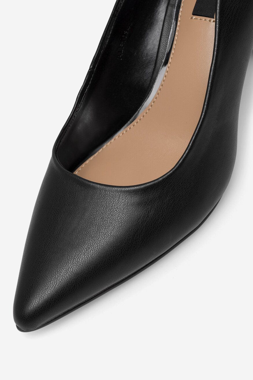 NINE WEST - Czółenka na słupku - 5905588472933