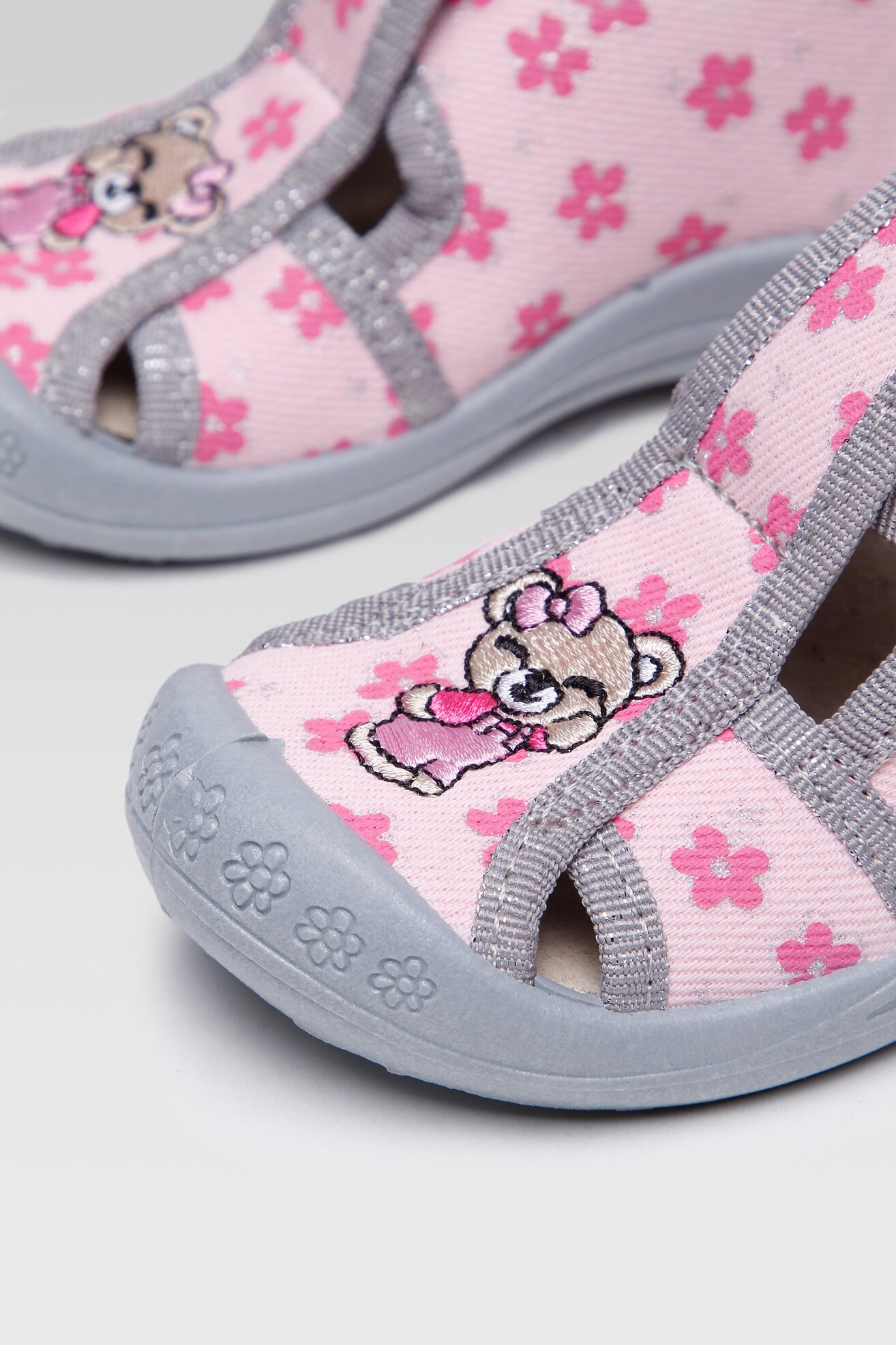 Kapcie MB 2F5/20-28POIR Szary