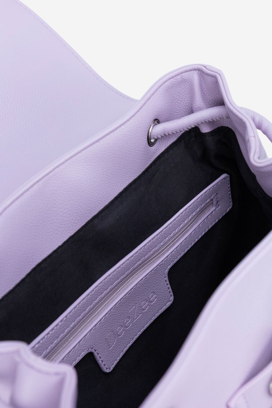 
                DeeZee - Średni plecak miejski - 5905588636328