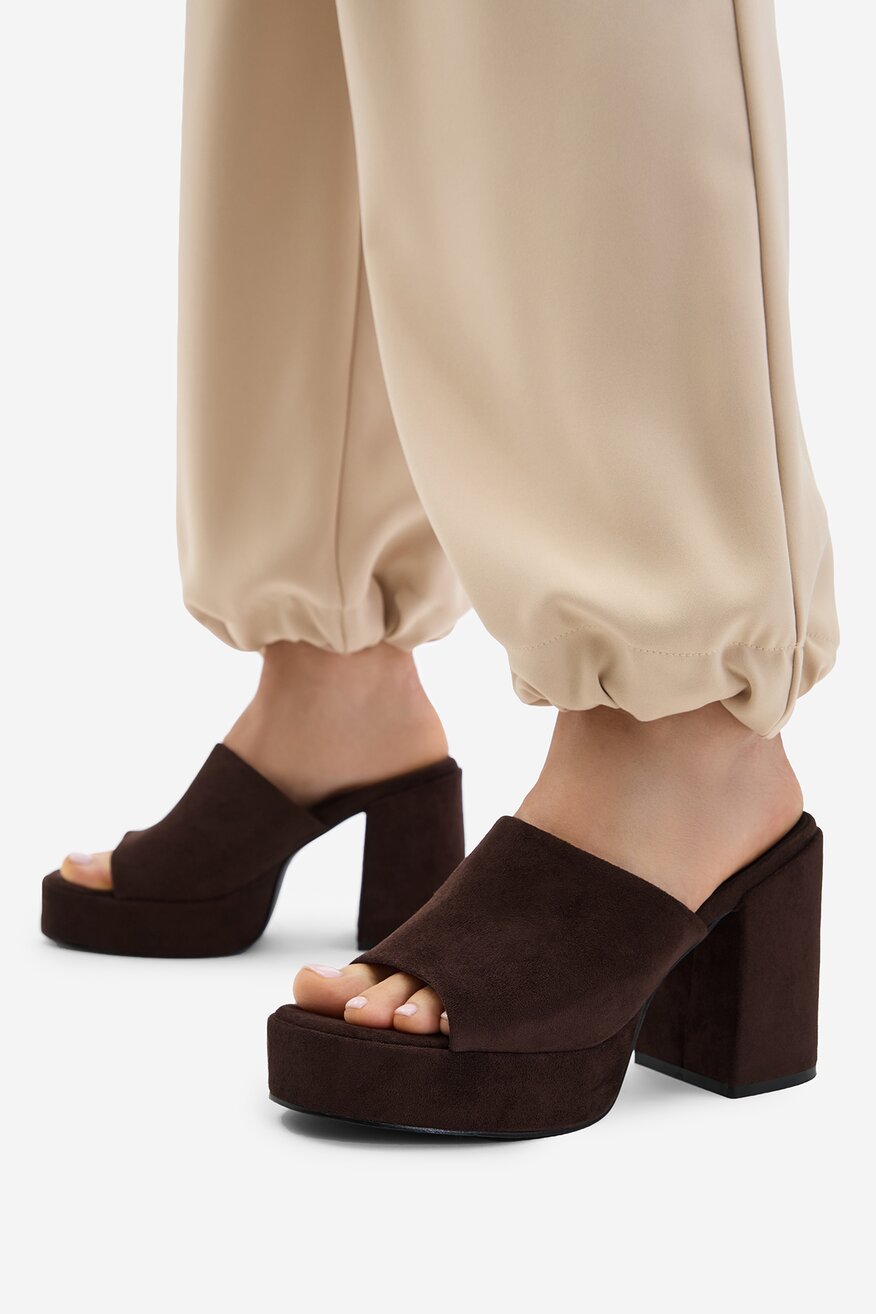 
                DeeZee - Klapki - 5906751731895