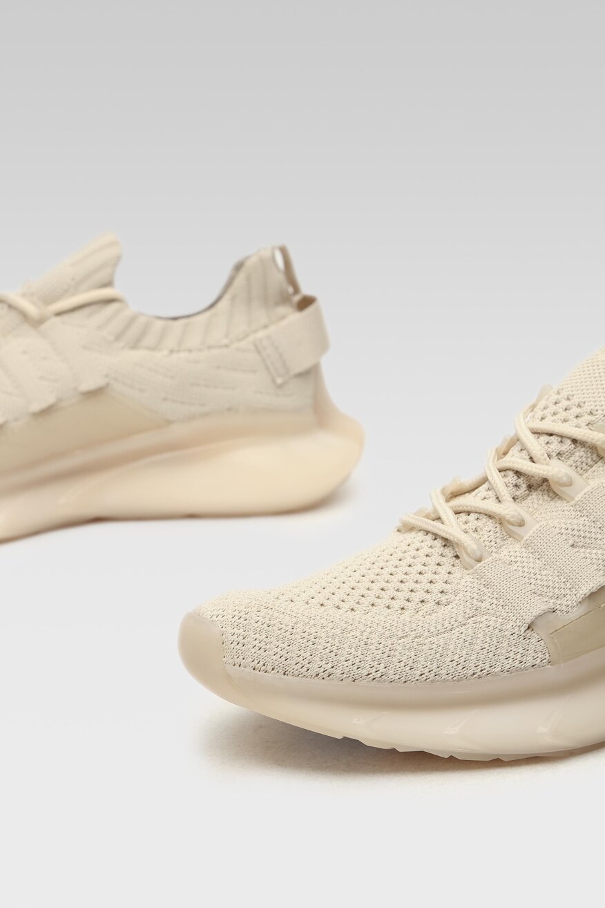 
                Nylon Red - Półbuty beżowe sznurowane - 5904248464769