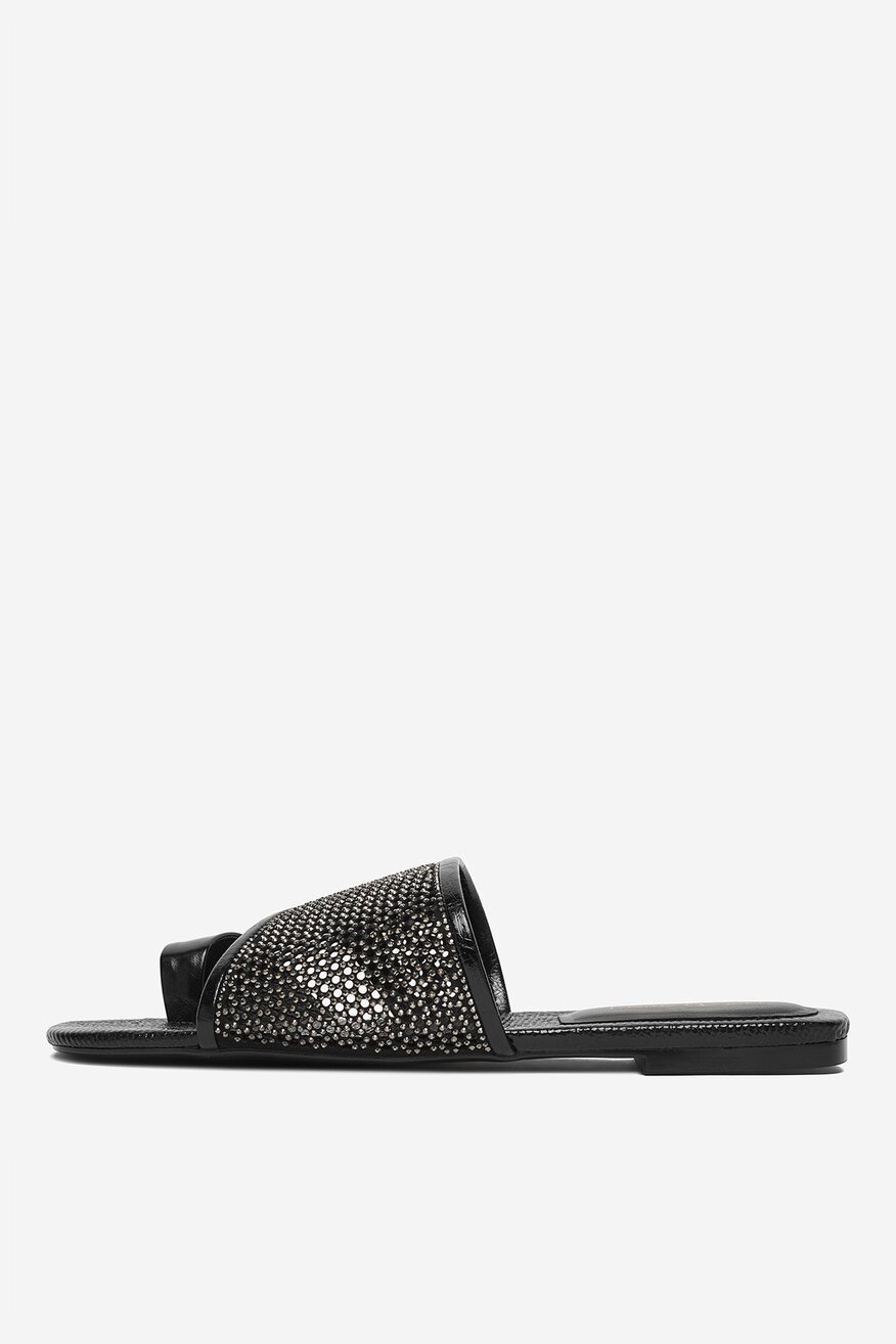 
                EVA MINGE - Japonki skórzane - 5906751804377