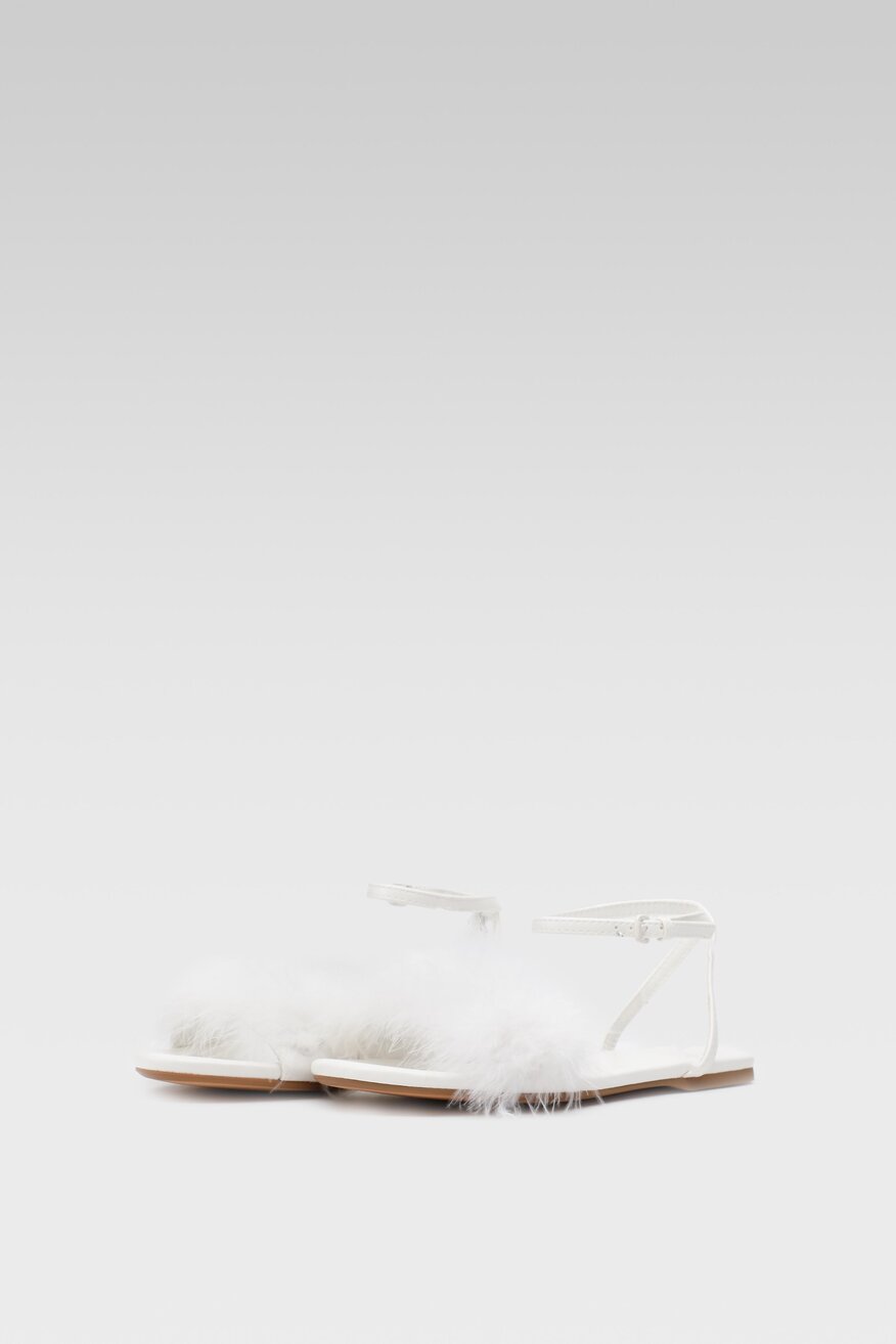 
                Jenny Fairy - Sandały z aplikacją białe - 5904248835408