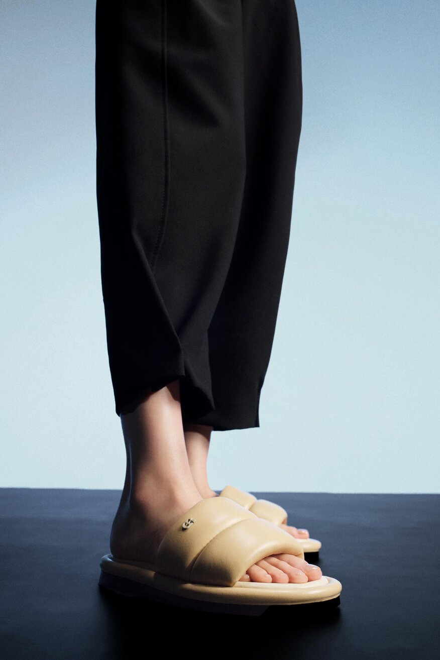 
                Gino Rossi - Klapki skórzane - 5904862931593