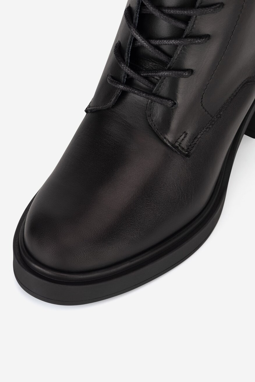 
                Duboke cipele Gino Rossi CRNA - 5905588844914