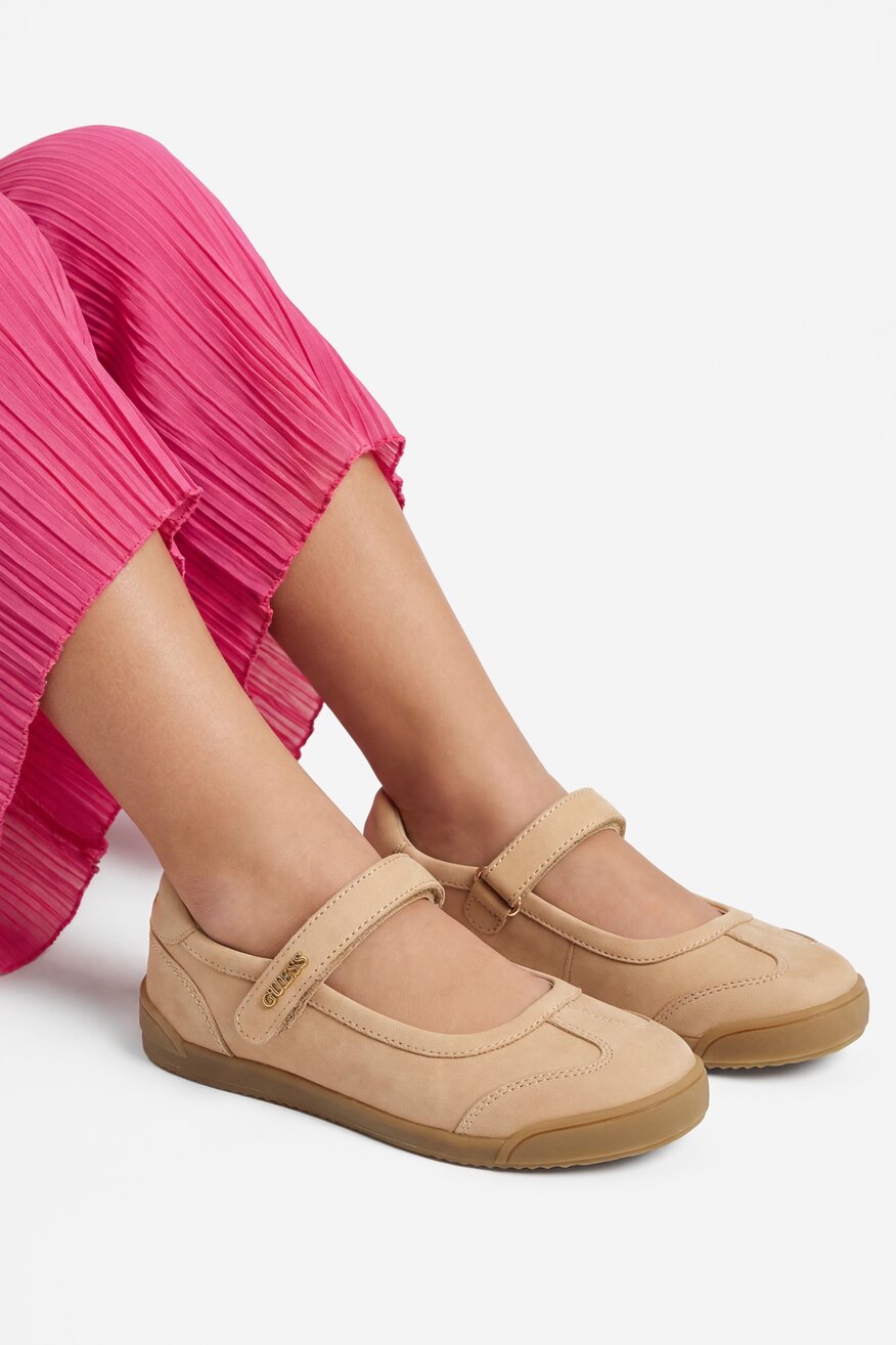 
                GUESS - Baleriny skórzane - 5906751792117