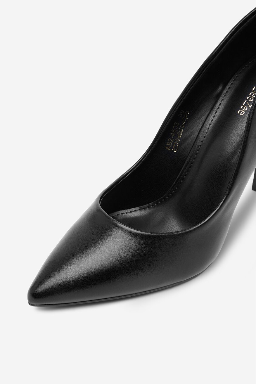 Körömcipő DeeZee FEKETE - 5906751090572